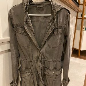 Aritzia talula cargo jacket small